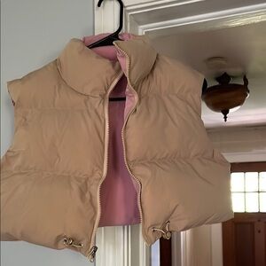 Women's Tan Puffer crop Vest NWOT